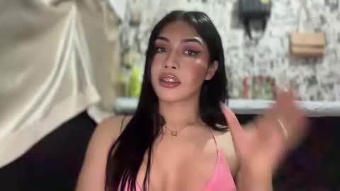 iriss_fox online show from February 3, 6:51 am