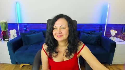 Iris online show from March 7, 6:41 pm