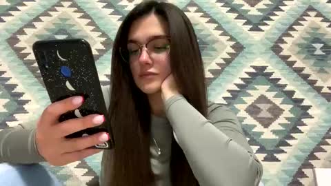 irisss31 online show from January 7, 6:13 pm