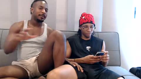 Yandi Alpha Locker Room online show from July 24, 9:56 pm