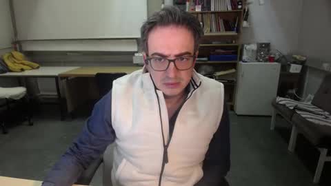 Snapshot of ironchrome chatting on February 24, 4:05 am IronChrome online show from February 24, 4:05 am