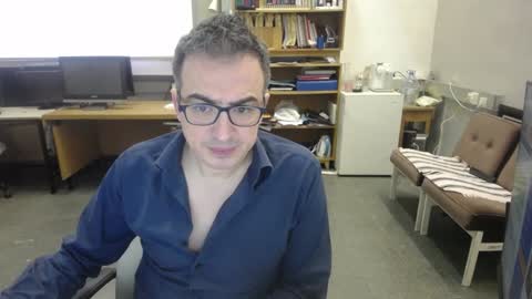 Snapshot of ironchrome chatting on December 31, 5:55 am IronChrome online show from December 31, 5:55 am