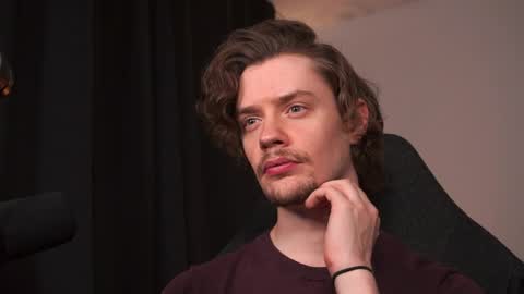 Sam online show from April 2, 4:47 pm