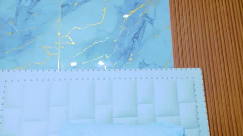 Sandy  online show from October 17, 12:42 pm