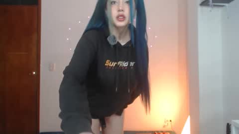 Nat online show from November 25, 3:27 am