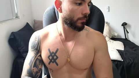 Isaac carter online show from March 27, 8:10 pm