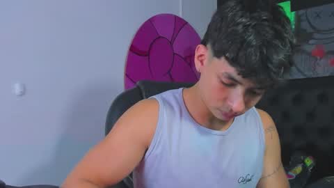 isaac_cryston online show from September 29, 8:19 pm