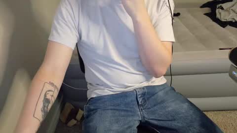 isaac online show from December 3, 12:31 am