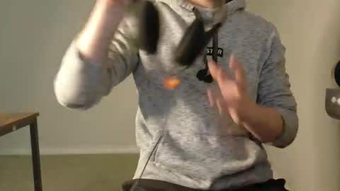 isaac online show from January 11, 4:51 am