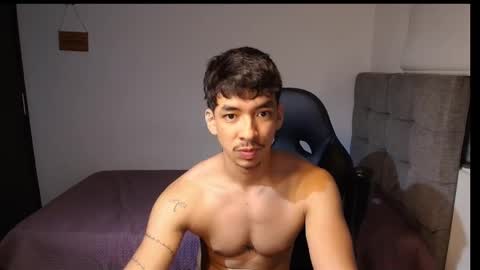 muscle isaac online show from April 28, 2:38 am