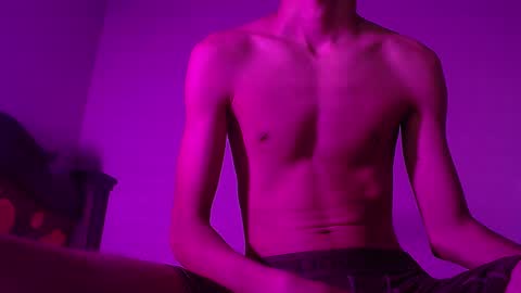 isaac online show from February 7, 9:47 am