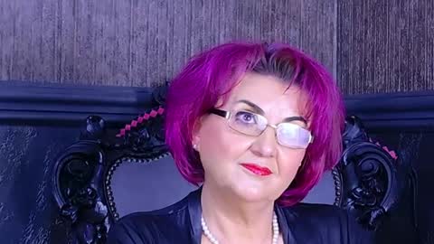 Isabella Conte online show from April 23, 3:14 am