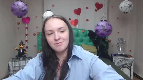 IsabelBlackberry online show from November 3, 7:20 am