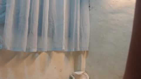 Isabell online show from May 8, 9:31 pm
