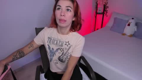 Snapshot of isabella_boyer chatting on September 23, 3:39 pm isabella online show from September 23, 3:39 pm