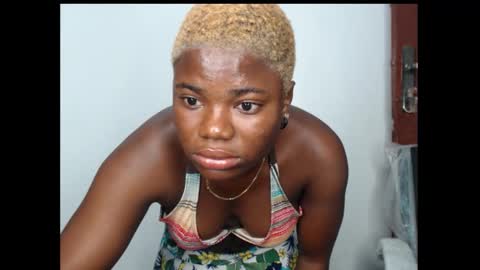 isabella online show from March 4, 5:15 am