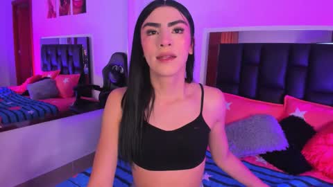 Isabella Moon9 online show from March 25, 11:39 am