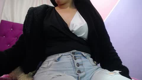 abby online show from December 5, 2:11 am