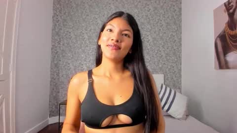 isa  online show from November 18, 8:56 pm