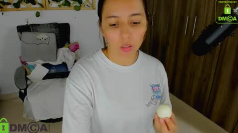 Isabella online show from March 5, 11:47 pm