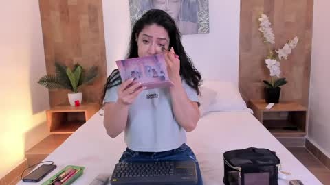 isabella_winkler online show from June 5, 11:37 am