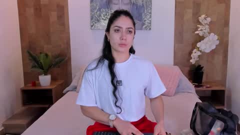 isabella_winkler online show from March 2, 10:44 am