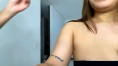 Isabella.. back again  online show from January 5, 4:36 am