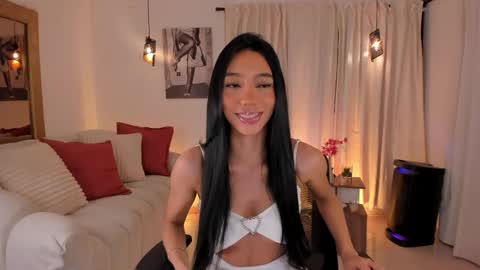 ISABELLA  online show from May 10, 4:46 pm