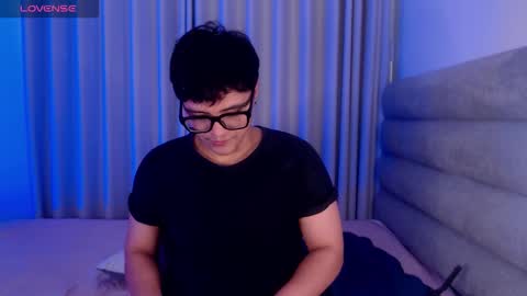 Isabella Mout  online show from February 13, 6:11 pm