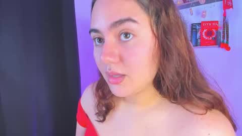 Snapshot of isarhodes_ chatting on December 14, 1:38 am Isa online show from December 14, 1:38 am