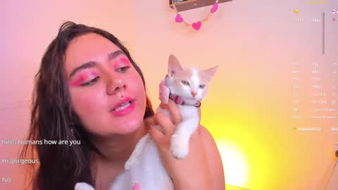 Snapshot of isarhodes_ chatting on January 20, 1:18 am Isa online show from January 20, 1:18 am