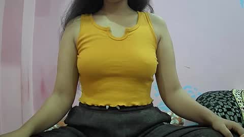 ishika_singh_ online show from February 22, 2:04 am