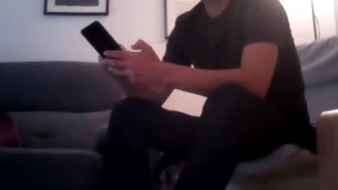 isi99999 online show from March 12, 5:17 pm