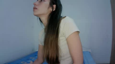 Alaya online show from February 4, 8:59 pm