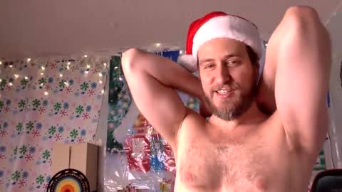 IslandDudeHawaii online show from December 18, 12:28 am