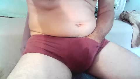 Snapshot of islandforfun chatting on February 13, 6:26 pm islandforfun online show from February 13, 6:26 pm