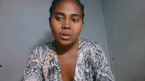 ismayrah online show from April 12, 1:59 pm