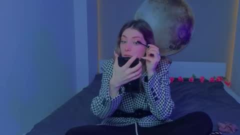 Emilia online show from March 5, 7:17 am