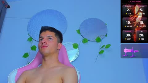 Issac online show from February 5, 6:45 am