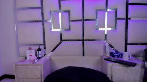 Issys online show from July 24, 10:51 pm