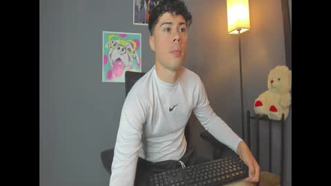 Ithan and Friends online show from March 6, 8:57 am