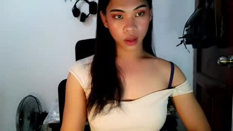 its_chloe20 online show from July 30, 12:06 pm