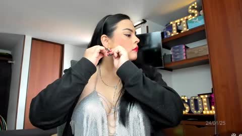 Sol online show from January 24, 1:47 pm