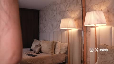     online show from April 7, 3:47 pm