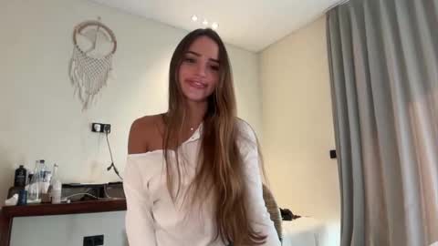 katarina  online show from February 7, 8:50 am