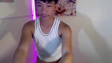 Snapshot of itsme_cxhennn chatting on October 20, 8:47 pm itsme_cxhennn online show from October 20, 8:47 pm