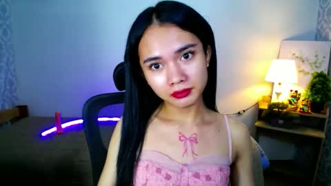 Snapshot of itsmeloveypinay chatting on October 9, 6:35 pm itsmeloveypinay online show from October 9, 6:35 pm