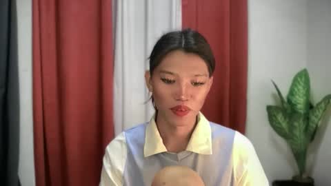 Jayve online show from November 2, 10:15 am