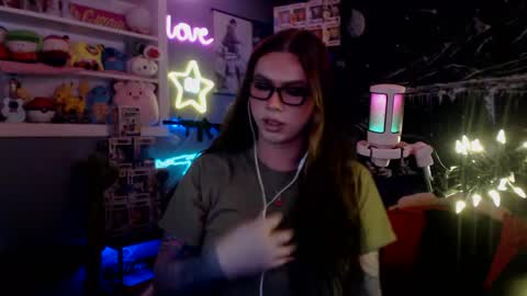 Nicki Foxx online show from January 22, 1:10 am