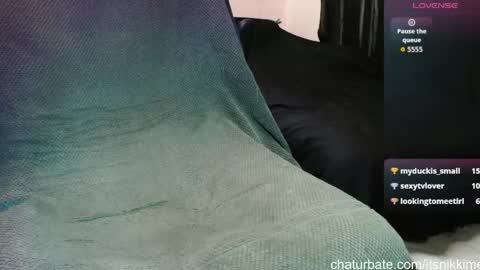 shemaleNikki online show from April 14, 8:17 am